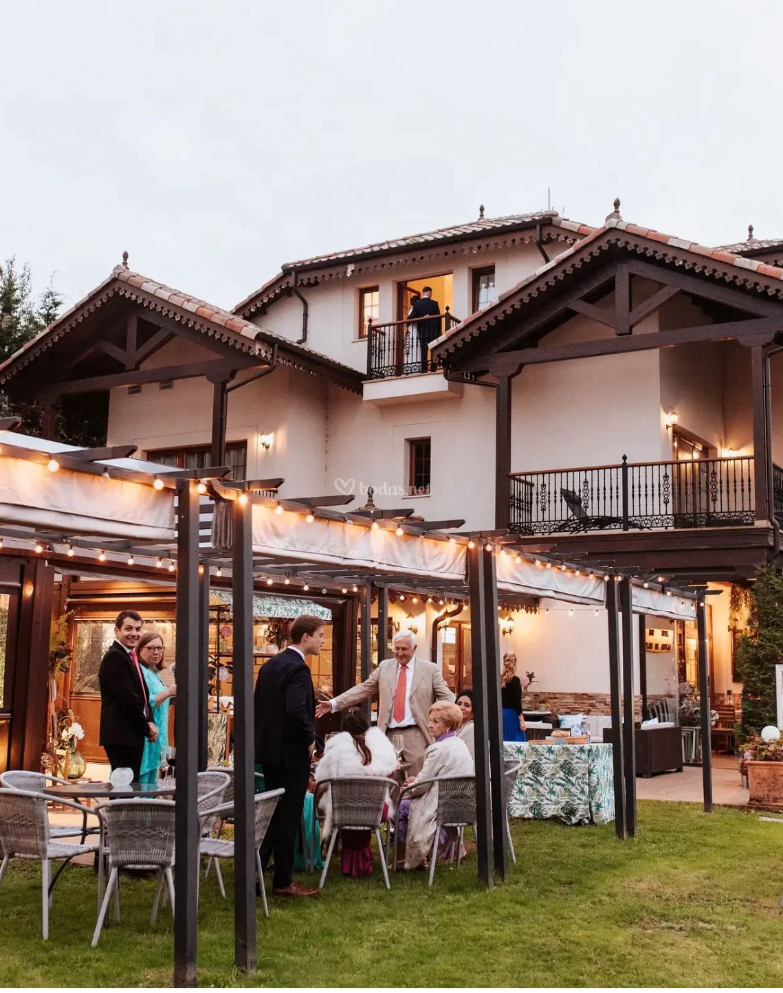 WhatsApp Image 2025-11-13 at 00.29.00